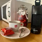 Easy Airport - Private Parking Apartment *
