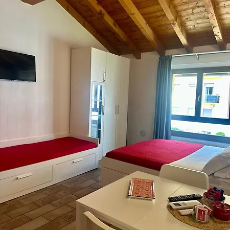 Easy Airport Pvt Parking Apartamento