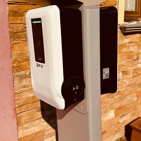 Appartement Easy Airport - Private Parking Bergamo