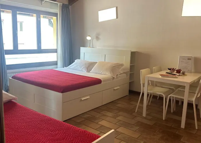 Daire Easy Airport - Private Parking Bergamo